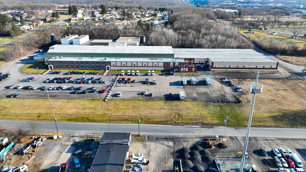 More Photos Of 600 Sanders St, Scranton Warehouse For Sale