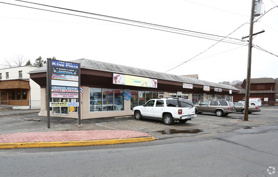 More Photos Of 795-803 King St, Bristol Freestanding For Sale