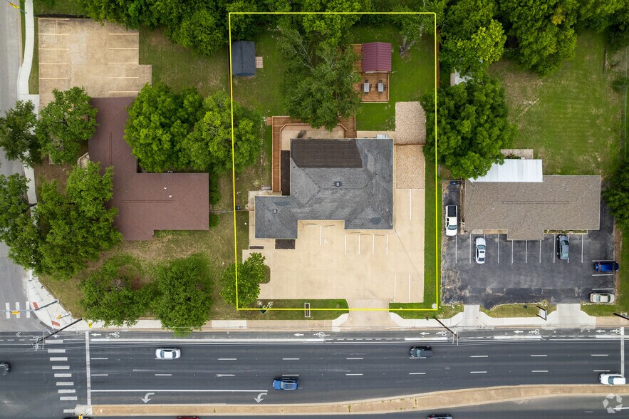 More Photos Of 1206 W Slaughter Ln, Austin Office For Lease