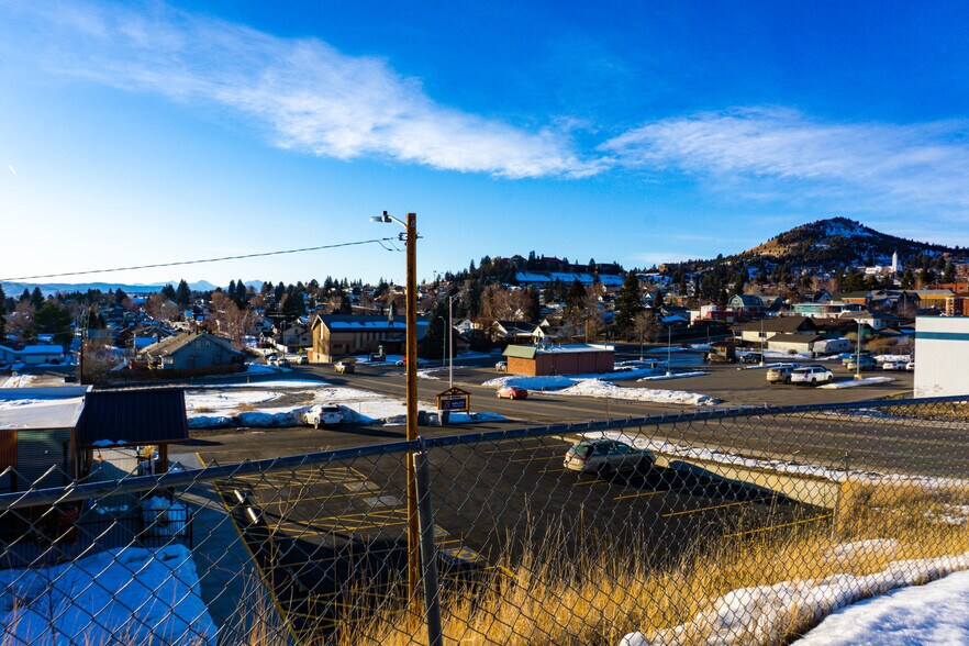 More Photos Of 800 W Platinum St, Butte Medical For Sale