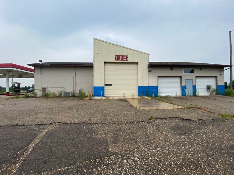 More Photos Of 3401 W Oakland Ave, Austin Truck Stop For Sale