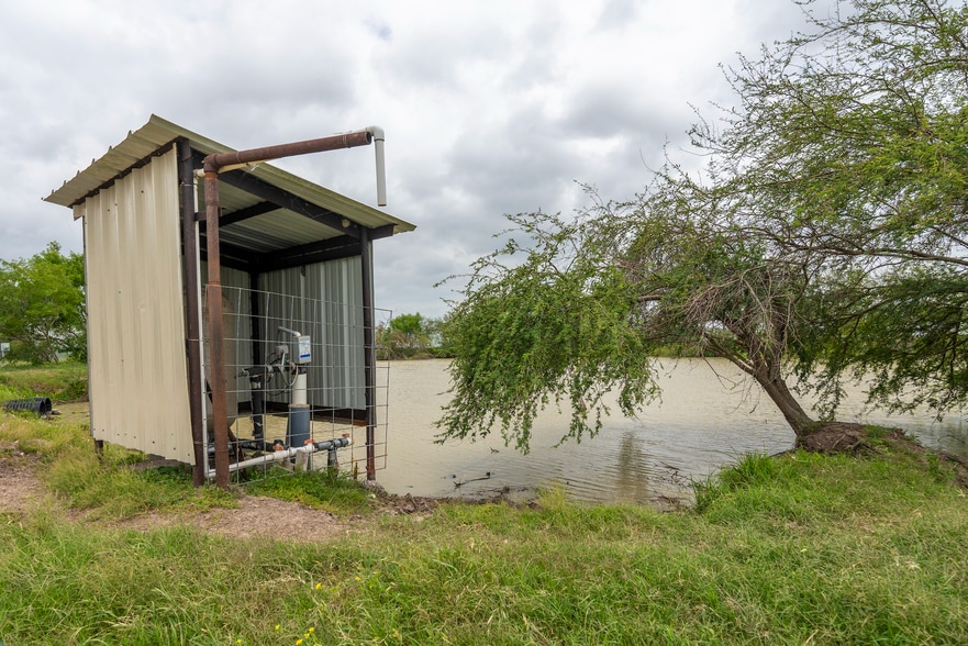 More Photos Of 1038 FM 1360, Woodsboro Land For Sale
