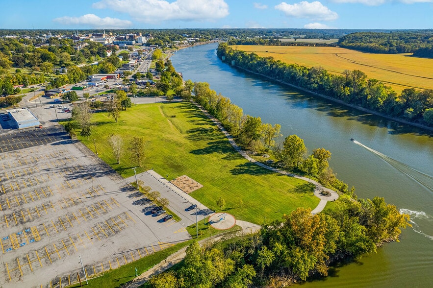 More Photos Of N Riverside Drive, Clarksville Land For Sale