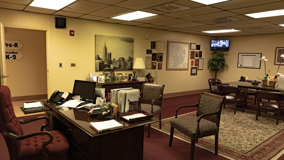 More Photos Of 8190 Pensacola Blvd, Pensacola Specialty For Sale