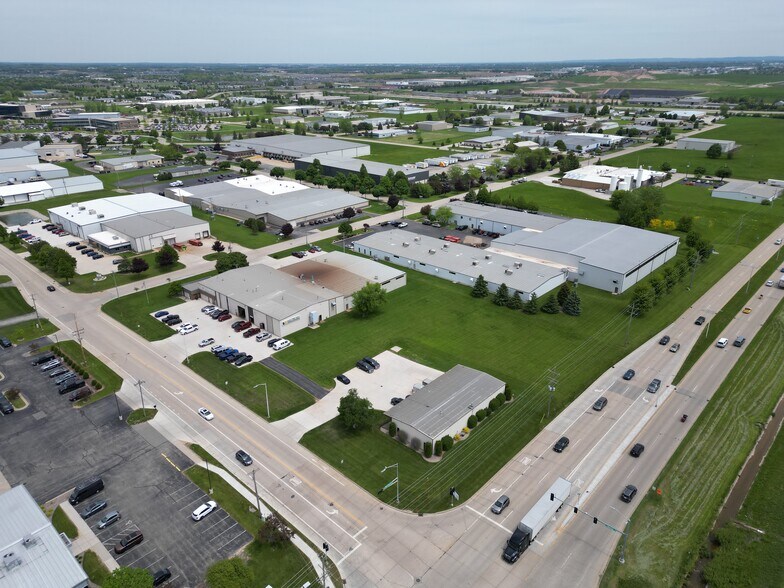 More Photos Of 2820 N Roemer Rd, Appleton Warehouse For Lease