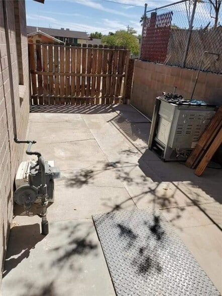 More Photos Of 15521-15531 4th St, Victorville Apartments For Sale