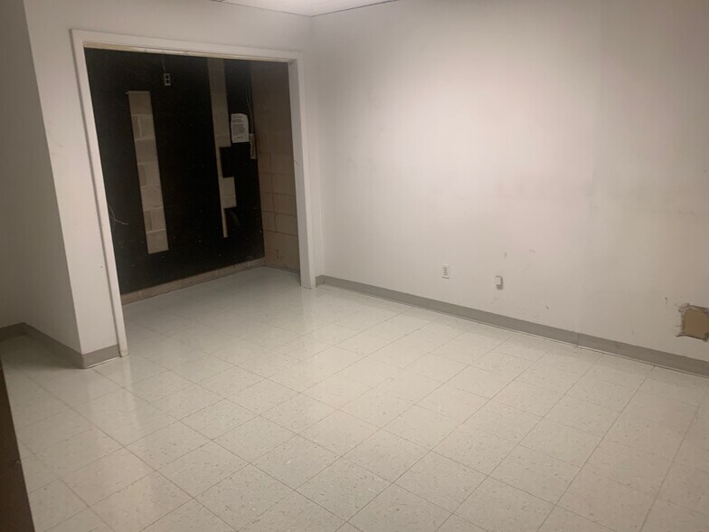 More Photos Of 11 Largo Dr S, Stamford Industrial For Sale