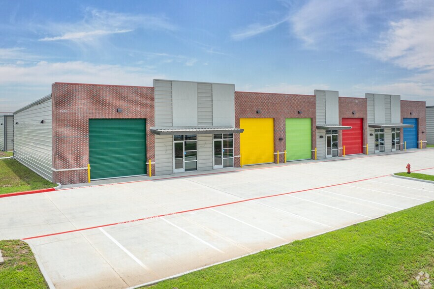 More Photos Of 2493 Patton Rd, Rosenberg Unknown For Lease