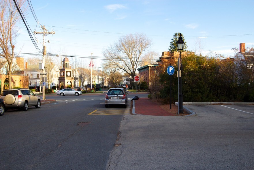 More Photos Of 1 Harris St, Newburyport Medical For Lease