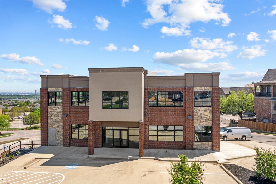 More Photos Of 840 Ranchview Dr, Irving Medical For Sale