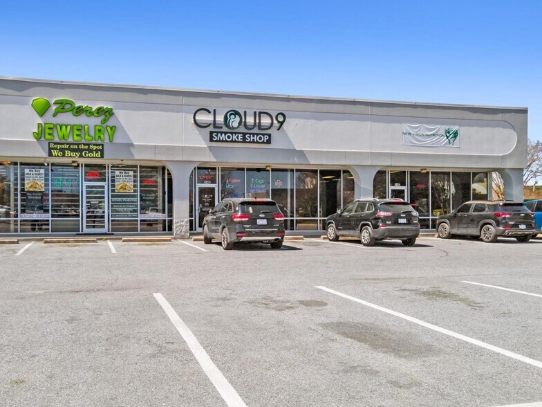 More Photos Of 240 Greenville Blvd SE, Greenville Unknown For Lease