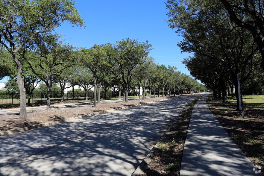 More Photos Of 0 Greens Pky, Houston Land For Sale