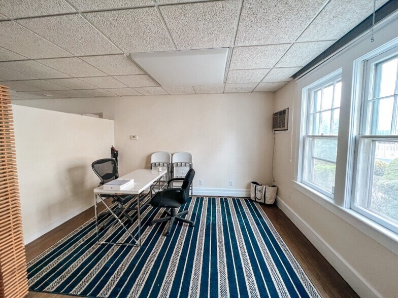 More Photos Of 136 Saint Paul St, Westfield Office Residential For Lease