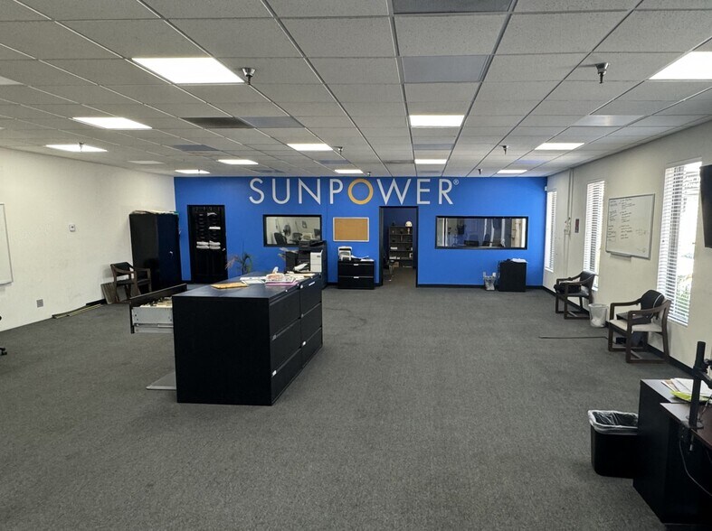 More Photos Of 12222-12228 Sherman Way, North Hollywood Warehouse For Lease