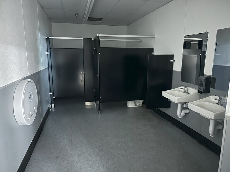 More Photos Of 1101-1291 Sanguinetti Rd, Sonora Unknown For Lease