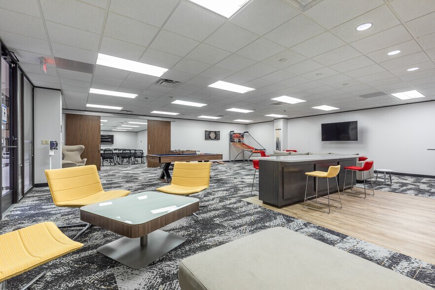 More Photos Of 16340 Park Ten Place Dr, Houston Office For Lease