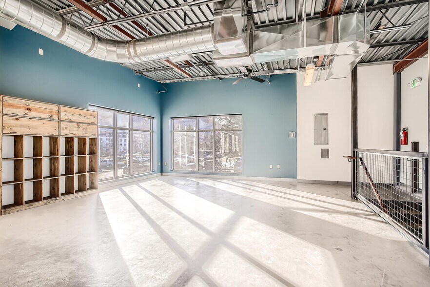 More Photos Of 1211 Avery St, Golden Office For Lease