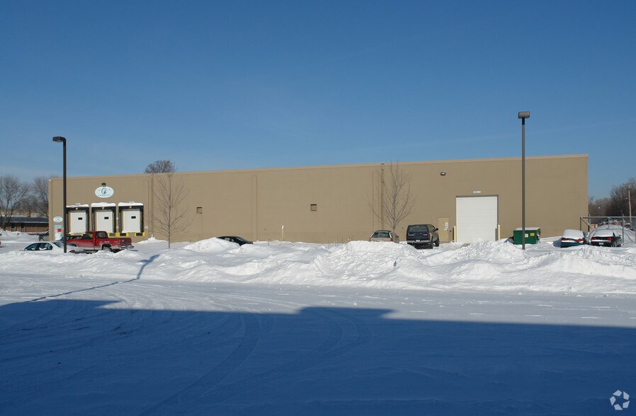 More Photos Of 4300 N Quebec Ave, Minneapolis Warehouse For Lease
