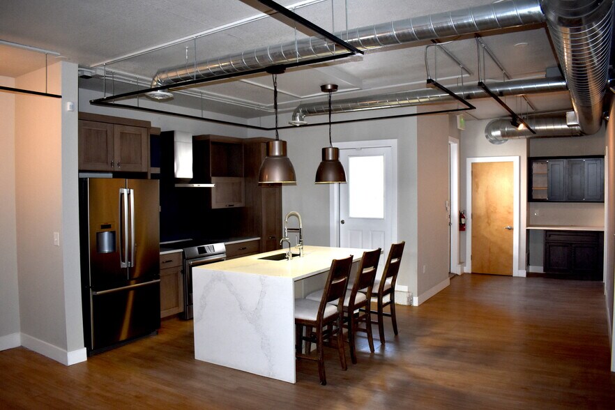 More Photos Of 2931-2935 W 25th Ave, Denver Storefront Retail Office For Lease