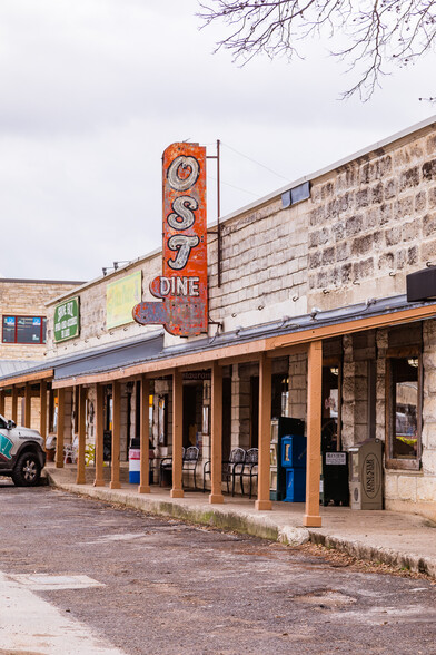 Primary Photo Of 311 Main St, Bandera Restaurant For Sale