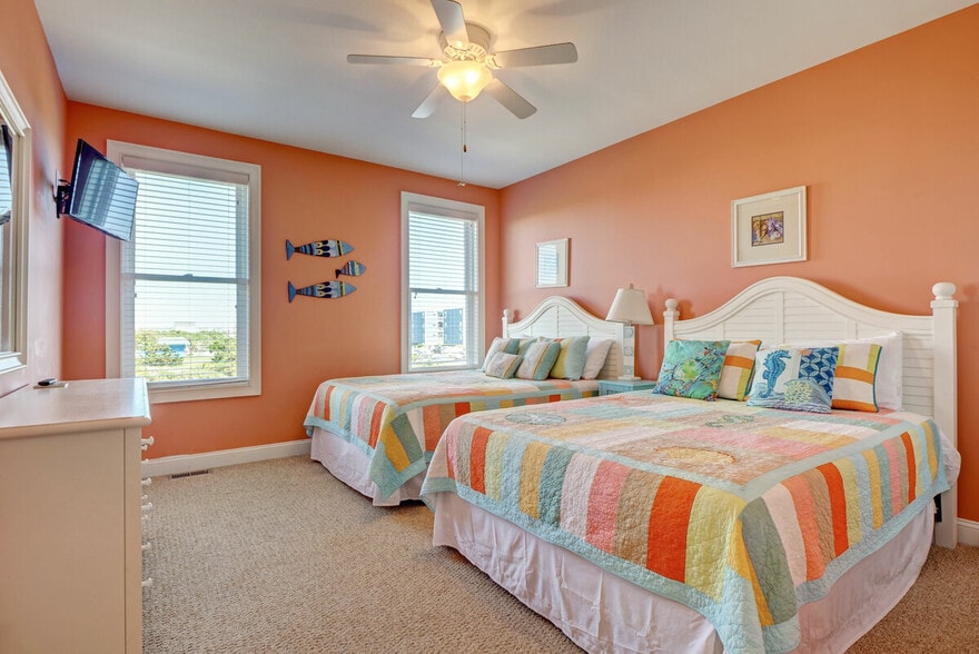 More Photos Of 2068 New River Inlet Rd, North Topsail Beach Apartments For Sale