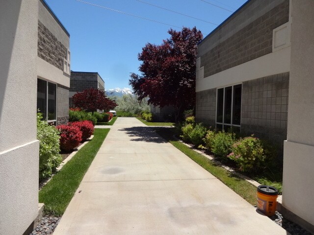 More Photos Of 691 W 1200 N, Springville Office For Lease