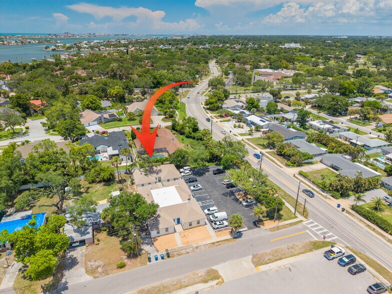 More Photos Of 12800 Indian Rocks Rd, Largo Office Residential For Lease