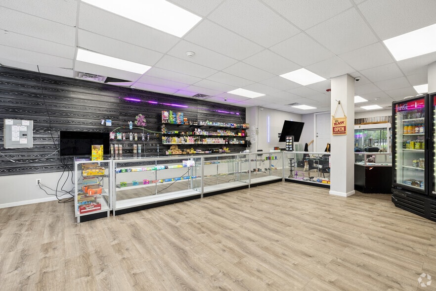 More Photos Of 7-9 Watsessing Ave, Bloomfield Storefront Retail Residential For Sale