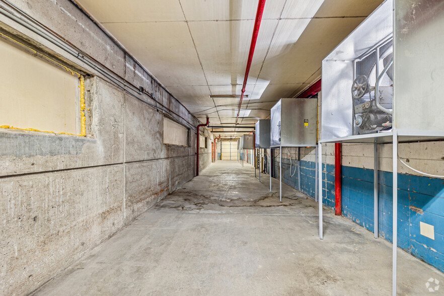 More Photos Of 501 N Main Ave, Springfield Warehouse For Lease