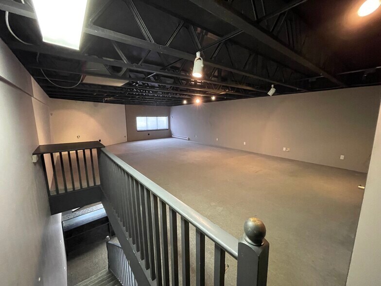 More Photos Of 3009 Murray St, Port Moody Warehouse For Lease