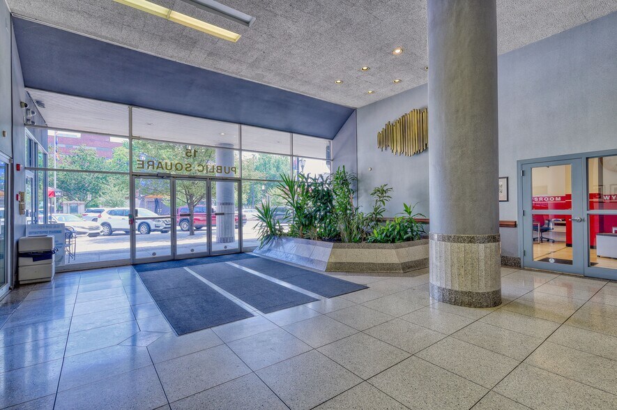 More Photos Of 15 Public Sq, Wilkes Barre Office For Lease