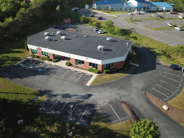 More Photos Of 1 Technology Park Dr, Bourne Medical For Lease