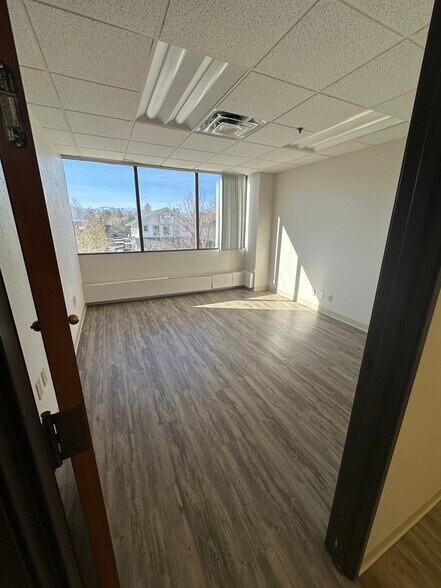 More Photos Of 241 Ridge St, Reno Medical For Lease