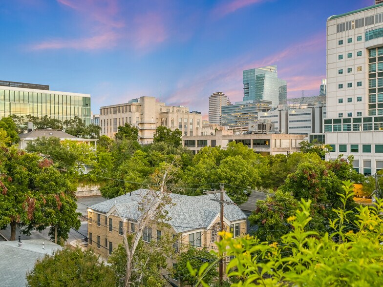 More Photos Of 1108 Nueces St, Austin Apartments For Lease