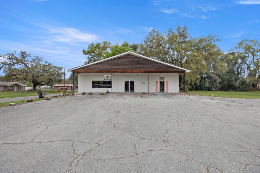 More Photos Of 120 N Main St, Bushnell Office Residential For Sale