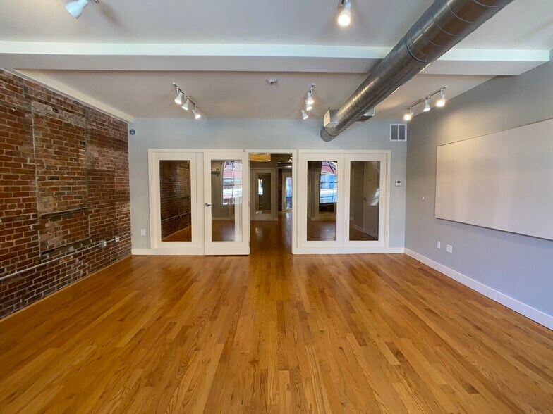 More Photos Of 93-97 Clemence St, Providence Office Residential For Lease