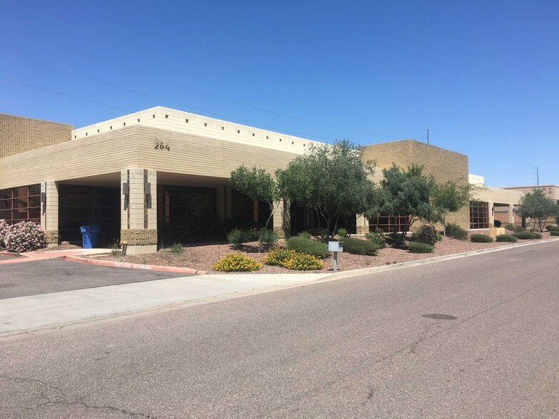 More Photos Of 264 S Hamilton Pl, Gilbert Warehouse For Lease