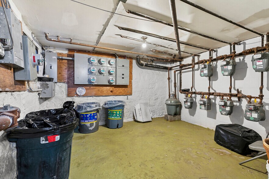 More Photos Of 10 Fort Greene Pl, Brooklyn Apartments For Sale