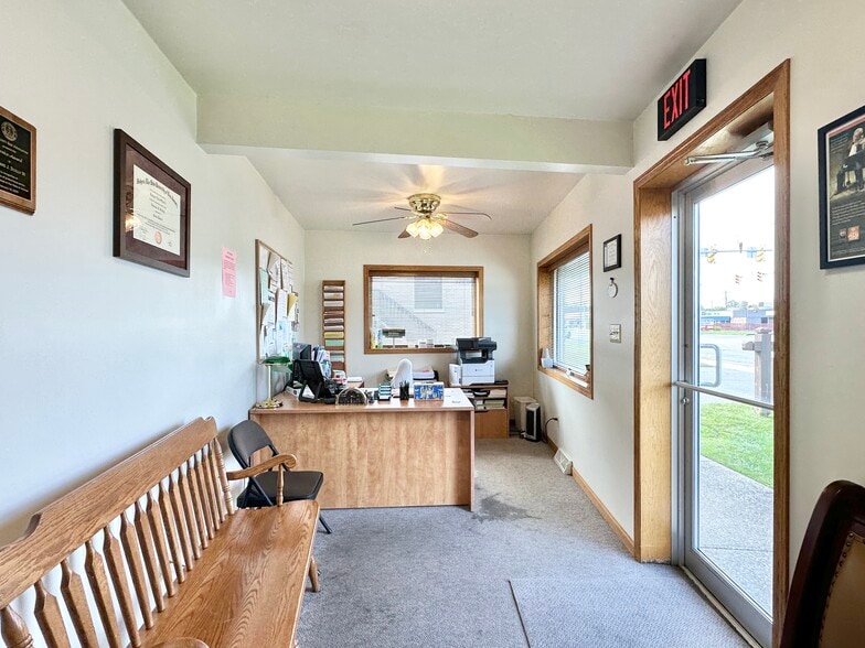 More Photos Of 506-510 Ridge Rd, Munster Office For Lease