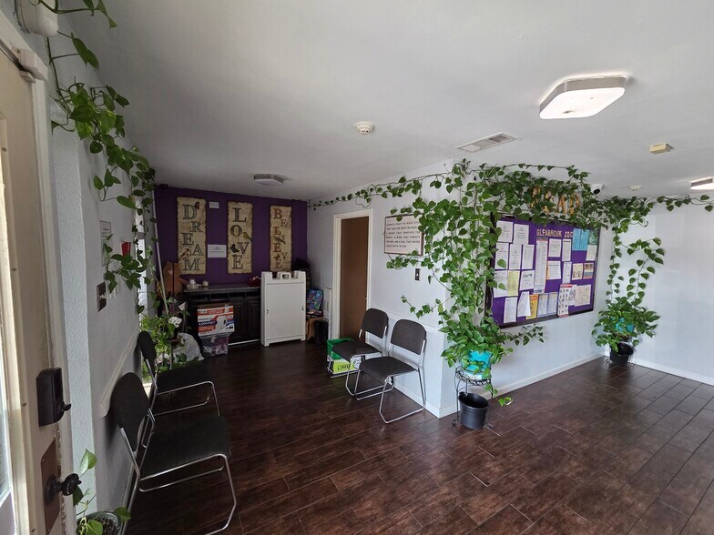 More Photos Of 1339 N Masters Dr, Dallas General Retail For Sale