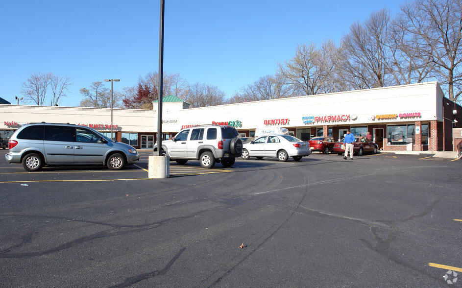 Primary Photo Of 487 Market St, Saddle Brook Unknown For Lease