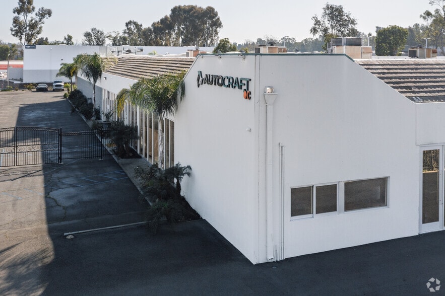 More Photos Of 22912 El Pacifico Dr, Laguna Hills Warehouse For Lease