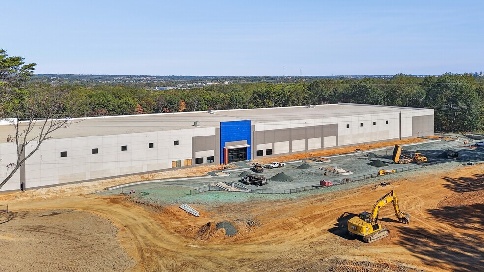 More Photos Of 1305 Furnace Rd, Linthicum Heights Distribution For Lease