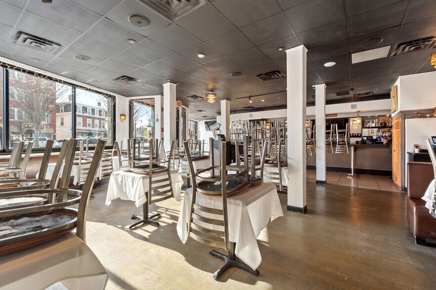 More Photos Of 166 Shrewsbury St, Worcester Restaurant For Sale