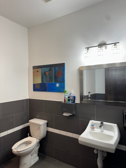 More Photos Of 4319 Camp Bowie Blvd, Fort Worth Medical For Sale