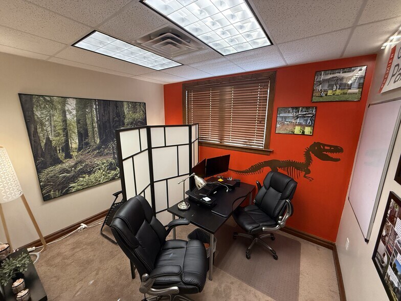 More Photos Of 3520 N University Ave, Provo Office For Sale