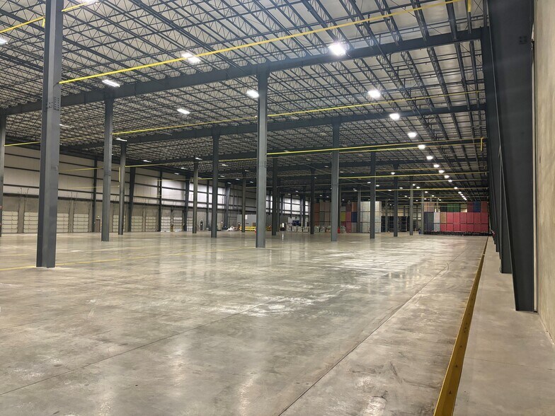 More Photos Of 2345 Huntington Dr, Fairfield Warehouse For Lease