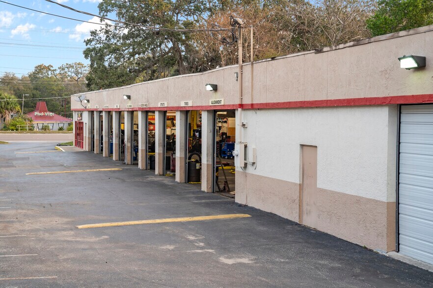 More Photos Of 1209 W Brandon Blvd, Brandon Auto Repair For Sale