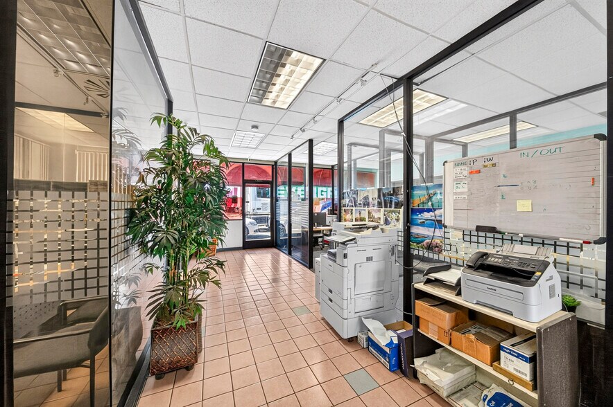 More Photos Of 9841 Garden Grove Blvd, Garden Grove Auto Dealership For Sale