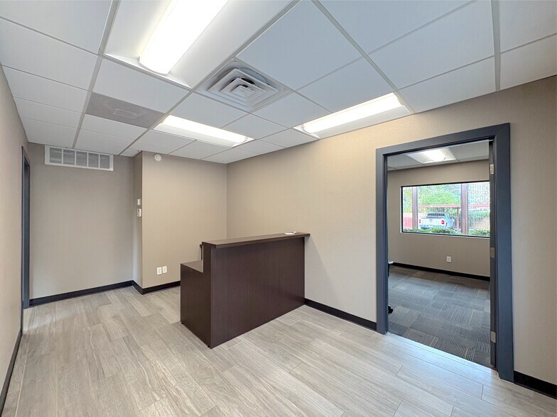 More Photos Of 5229 N 7th Ave, Phoenix Office For Sale